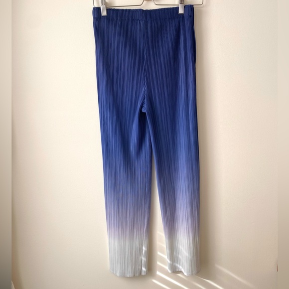 Micropleated blue ombre pants - Picture 12 of 13